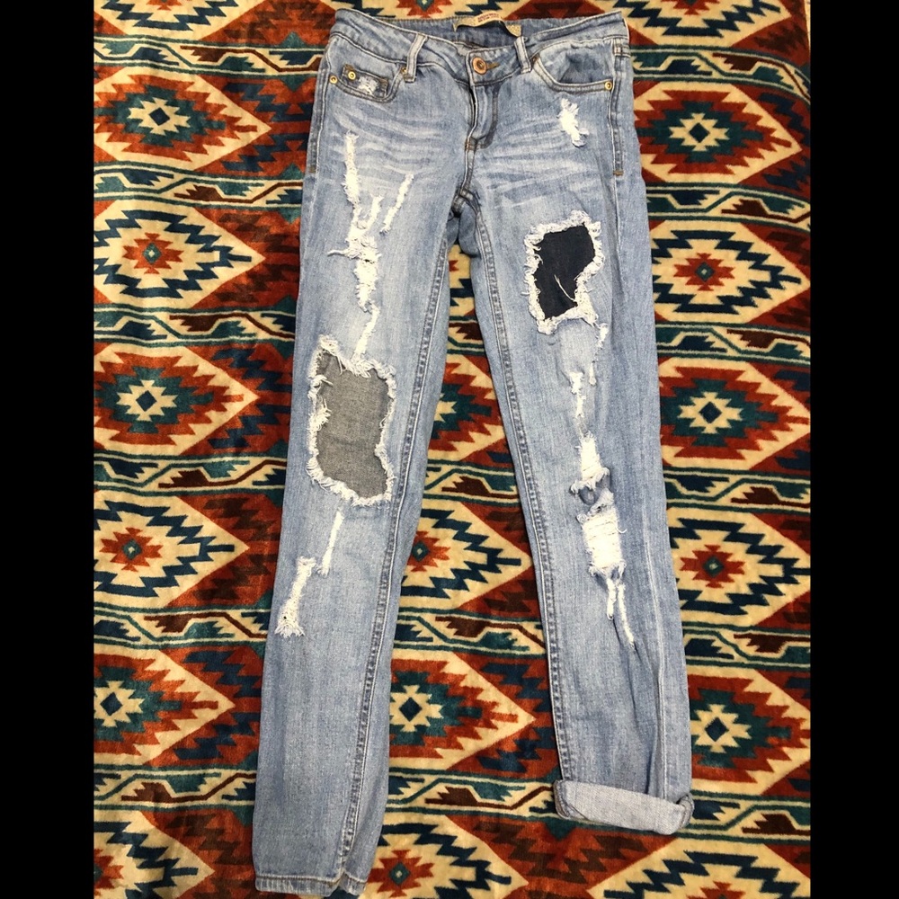 Patched/ripped denim jeans